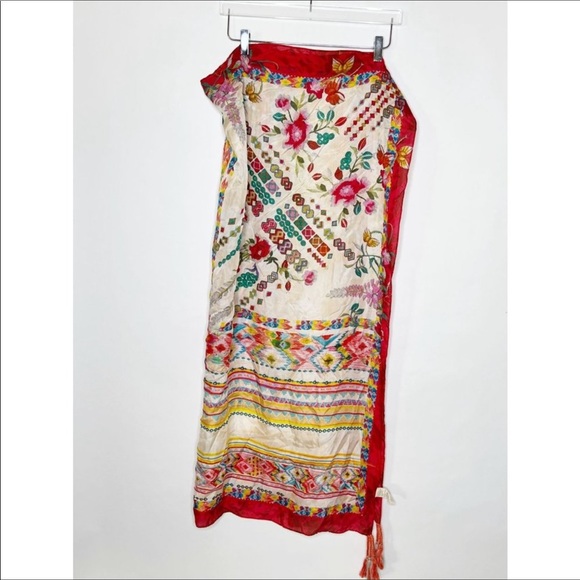 ✨Johnny Was Tassel Rose Scarf✨ - Picture 5 of 7